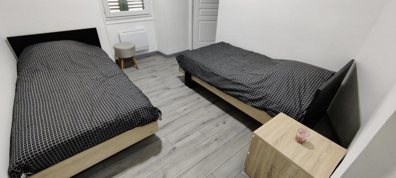 En Centre Apartment *